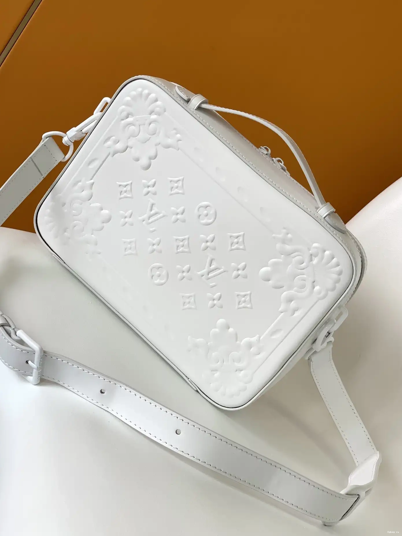 VUITTON SOFT TRUNK MINI LOUIS 0530